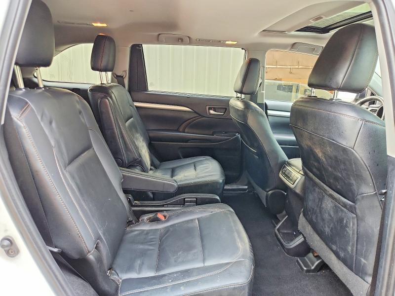 2019 Toyota Highlander მანქანა იყიდება აუქციონზე, vin: 5TDJZRFH3KS614875, აუქციონის ნომერი: 56469956