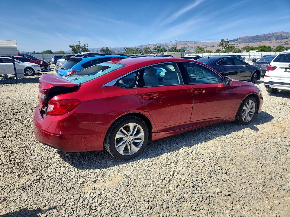 Продаж на аукціоні авто 2018 Honda Accord, vin: 1HGCV1F18JA072145, номер лоту: 55923386