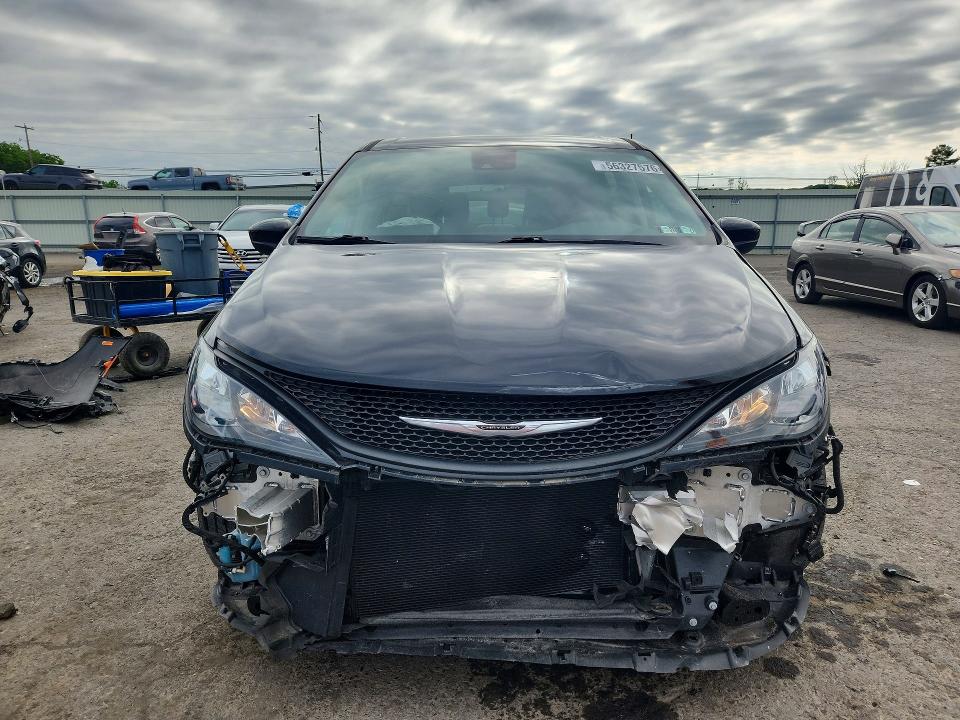 56327576 :رقم المزاد ، 2C4RC1CG7RR101326 vin ، 2024 Chrysler Voyager مزاد بيع