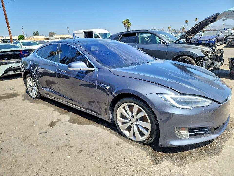 2017 Tesla Model S მანქანა იყიდება აუქციონზე, vin: 5YJSA1E27HF187787, აუქციონის ნომერი: 51377646