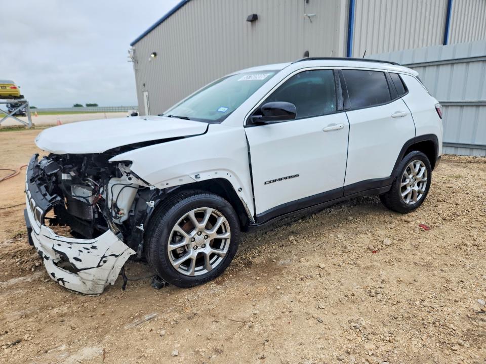 Auction sale of the 2022 Jeep Compass, vin: 3C4NJDFB1NT144086, lot number: 55760906