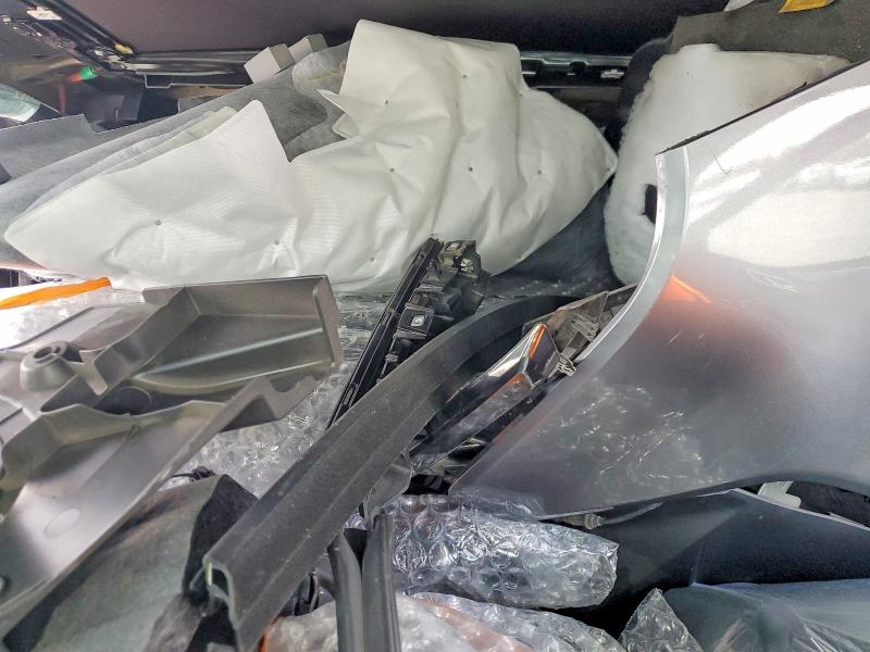 57230556 :رقم المزاد ، 1GNSCEKD0NR204806 vin ، 2022 Chevrolet Suburban مزاد بيع