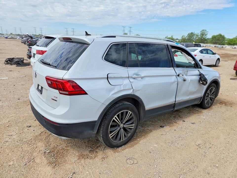 57402446 :رقم المزاد ، 3VV2B7AX4JM022574 vin ، 2018 Volkswagen Tiguan مزاد بيع