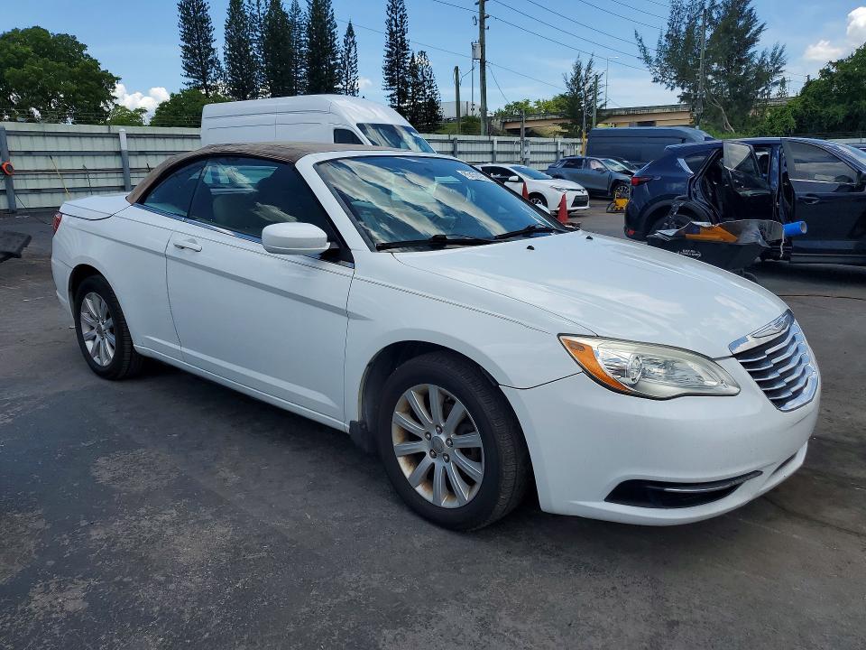 2012 Chrysler 200 მანქანა იყიდება აუქციონზე, vin: 1C3BCBEB8CN254122, აუქციონის ნომერი: 85459405