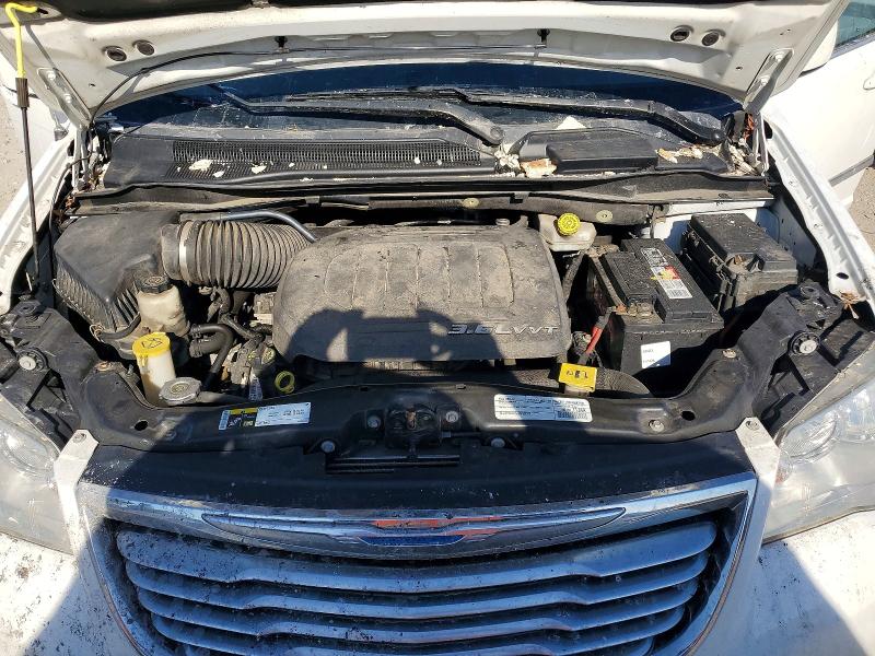 Продажа на аукционе авто 2015 Chrysler Town & Country, vin: 2C4RC1BG2FR695322, номер лота: 55681566