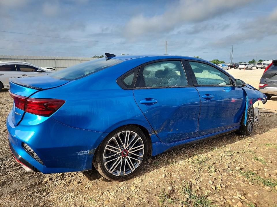 55769036 :رقم المزاد ، 3KPF44AC7PE618335 vin ، 2023 Kia Forte مزاد بيع