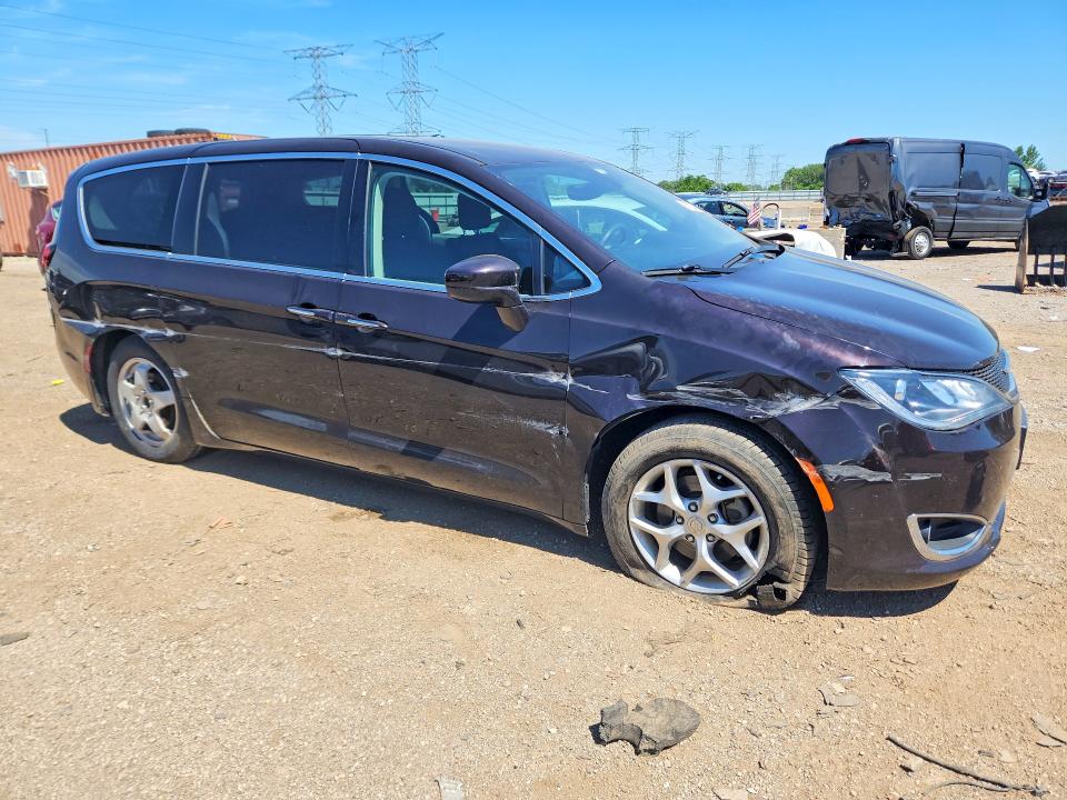 Продаж на аукціоні авто 2018 Chrysler Pacifica, vin: 2C4RC1FG3JR271215, номер лоту: 58132456