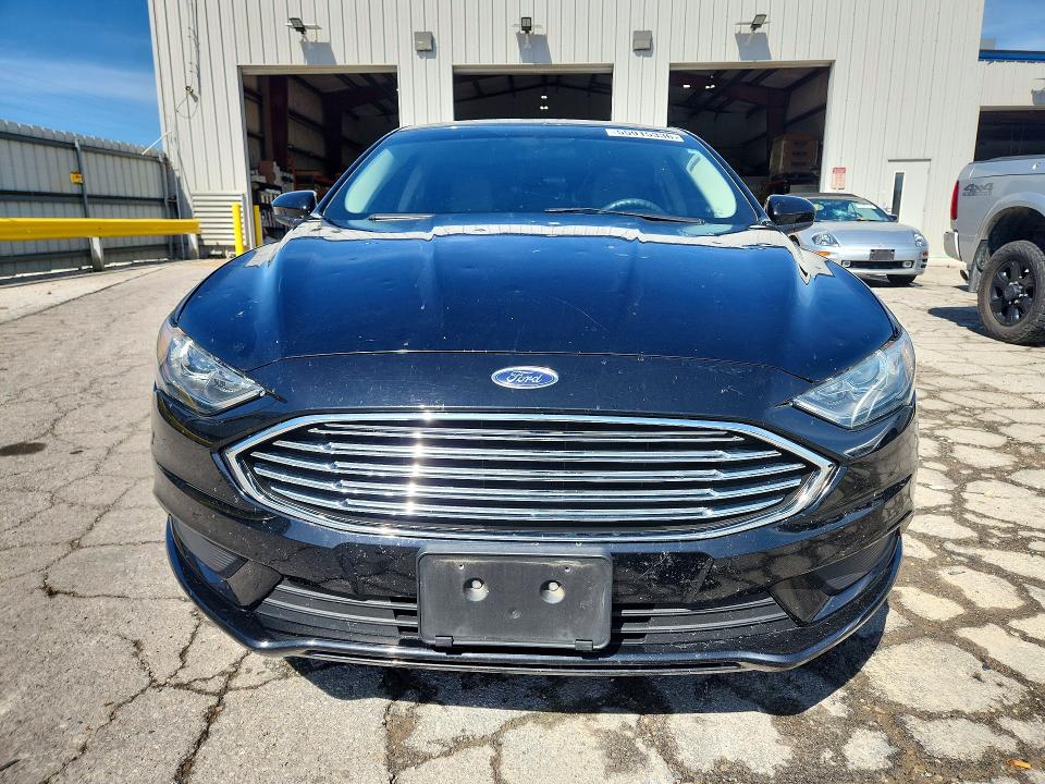 55915336 :رقم المزاد ، 3FA6P0G75HR214685 vin ، 2017 Ford Fusion مزاد بيع