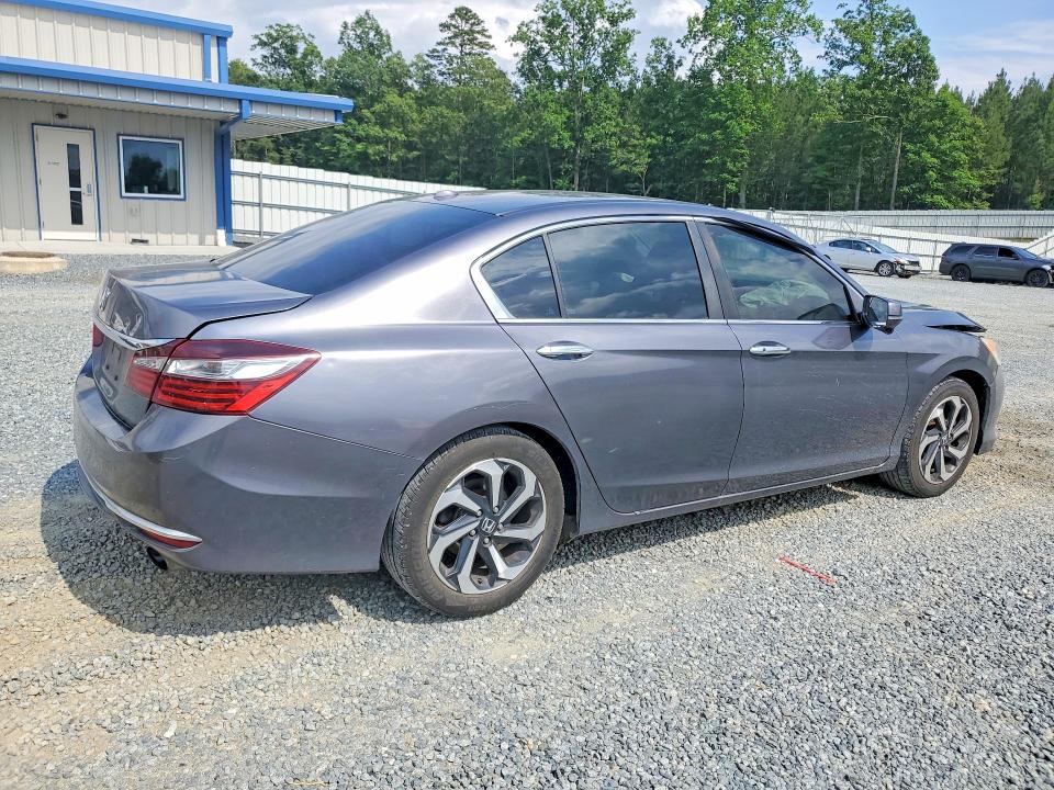 2017 Honda Accord მანქანა იყიდება აუქციონზე, vin: 1HGCR2F84HA167948, აუქციონის ნომერი: 55052896