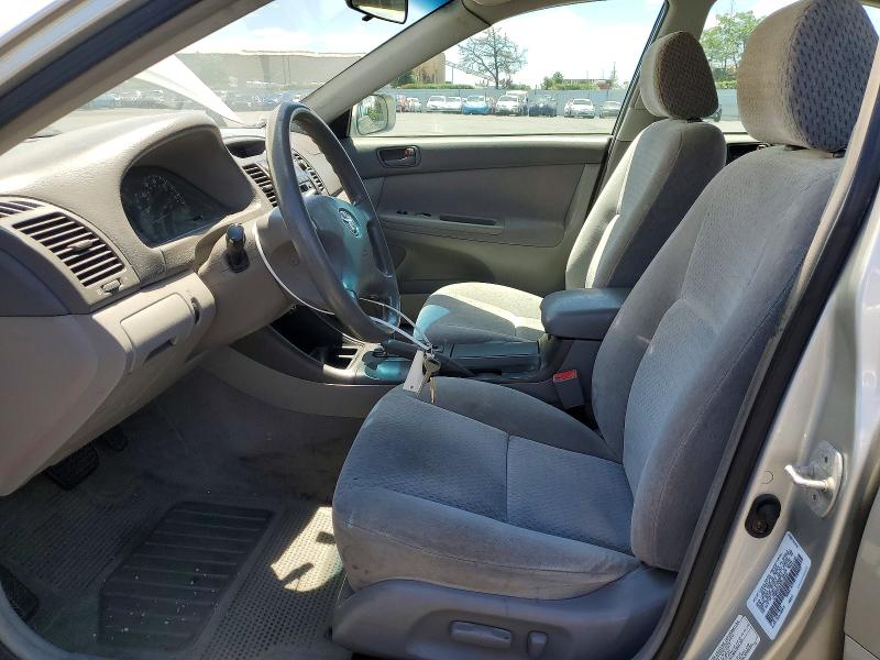 56716226 :رقم المزاد ، 4T1BE32K63U715643 vin ، 2003 Toyota Camry مزاد بيع
