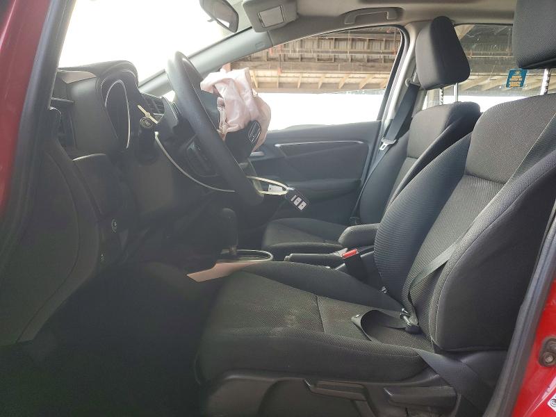 56629576 :رقم المزاد ، 3HGGK5H86FM739011 vin ، 2015 Honda Fit مزاد بيع