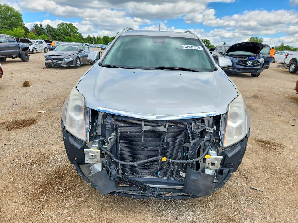 2010 Cadillac Srx მანქანა იყიდება აუქციონზე, vin: 3GYFNAEY5AS517590, აუქციონის ნომერი: 57078076