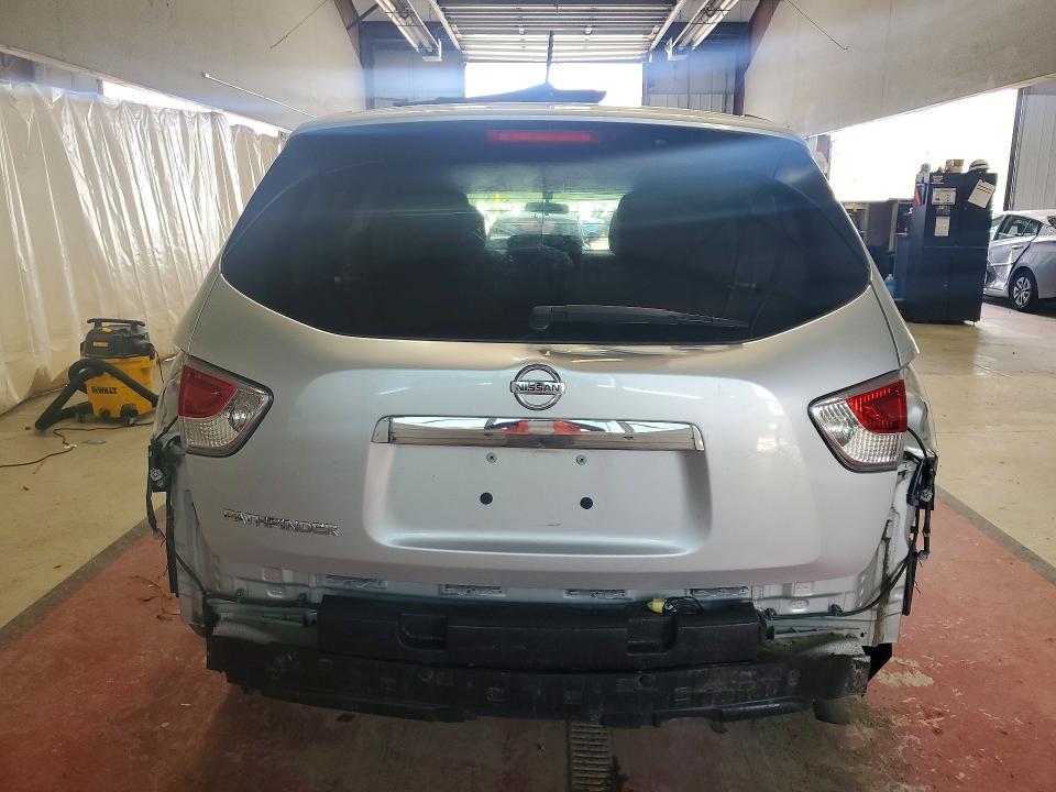 58921176 :رقم المزاد ، 5N1AR2MN8EC633326 vin ، 2014 Nissan Pathfinder مزاد بيع
