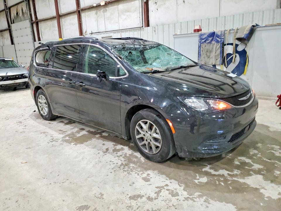 41631886 :رقم المزاد ، 2C4RC1DG4MR516997 vin ، 2021 Chrysler Voyager مزاد بيع