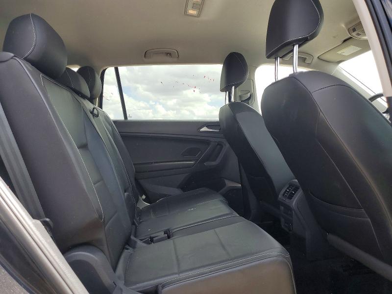 56943586 :رقم المزاد ، 3VV3B7AX5MM037691 vin ، 2021 Volkswagen Tiguan مزاد بيع