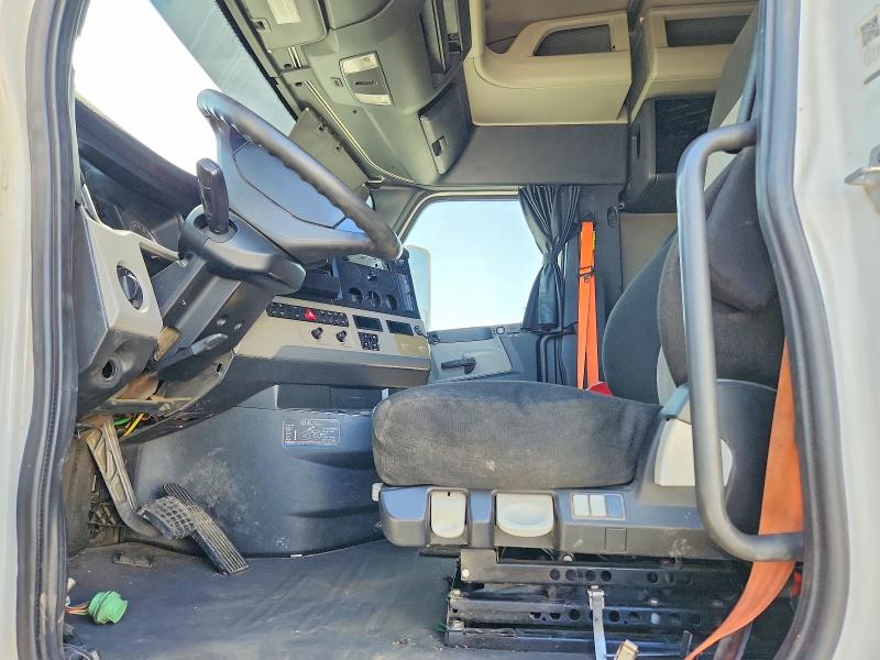 2020 Freightliner Cascadia 126 მანქანა იყიდება აუქციონზე, vin: 3AKJHHDV0LSLG9972, აუქციონის ნომერი: 56400706
