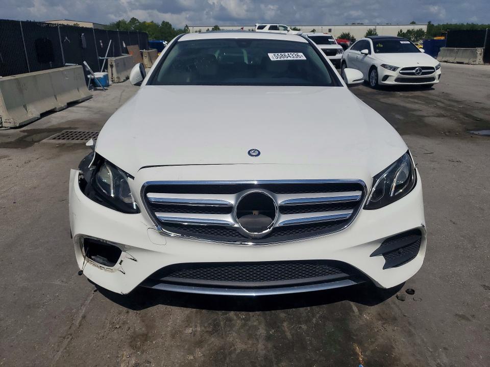 55864336 :رقم المزاد ، WDDZF4JB2HA104451 vin ، 2017 Mercedes-benz E مزاد بيع