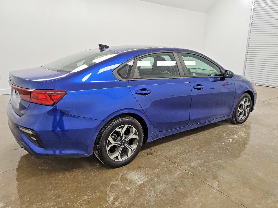2019 Kia Forte მანქანა იყიდება აუქციონზე, vin: 3KPF24AD4KE083777, აუქციონის ნომერი: 56618906
