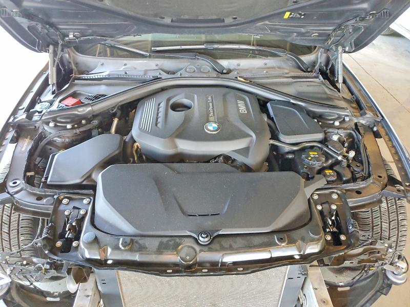 56120356 :رقم المزاد ، WBA8B9G5XHNU51855 vin ، 2017 Bmw 330 مزاد بيع