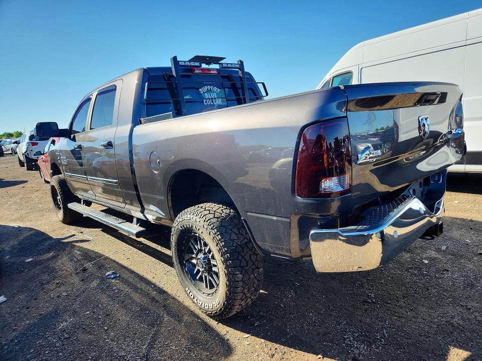 56401376 :رقم المزاد ، 3C6UR5ML4HG563091 vin ، 2017 Ram 2500 مزاد بيع