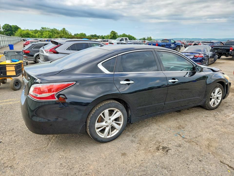 2014 Nissan Altima მანქანა იყიდება აუქციონზე, vin: 1N4AL3AP6EC268989, აუქციონის ნომერი: 57661876