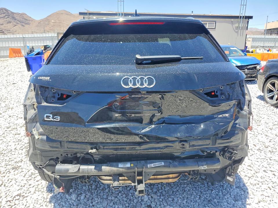 58622396 :رقم المزاد ، WA1DECF33L1028051 vin ، 2020 Audi Q3 مزاد بيع