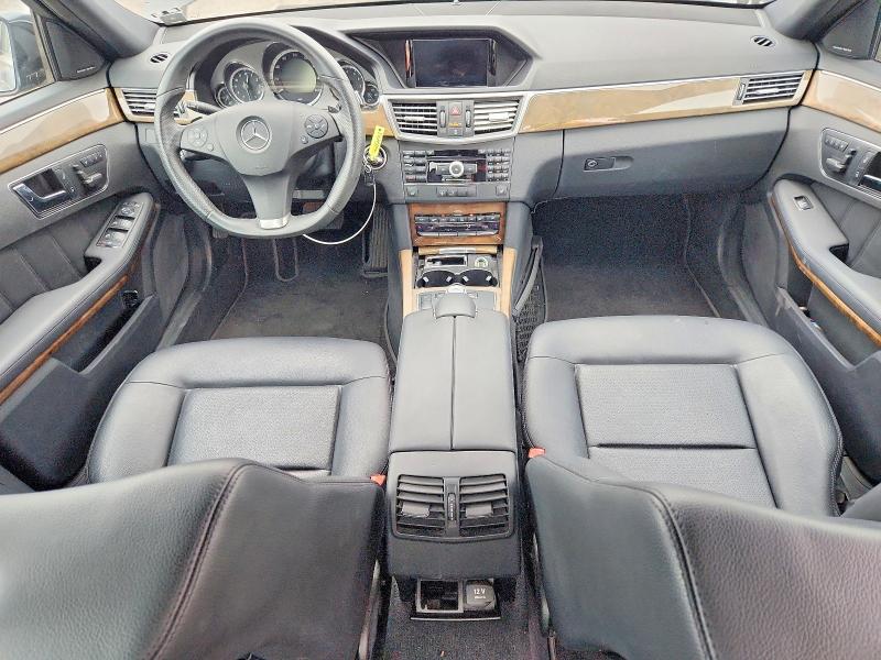 2010 Mercedes-benz E მანქანა იყიდება აუქციონზე, vin: WDDHF5GB3AA058823, აუქციონის ნომერი: 57723696