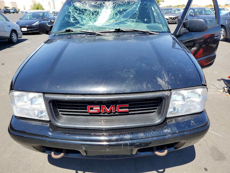 57611336 :رقم المزاد ، 1GTDT13W72K117838 vin ، 2002 Gmc Sonoma مزاد بيع