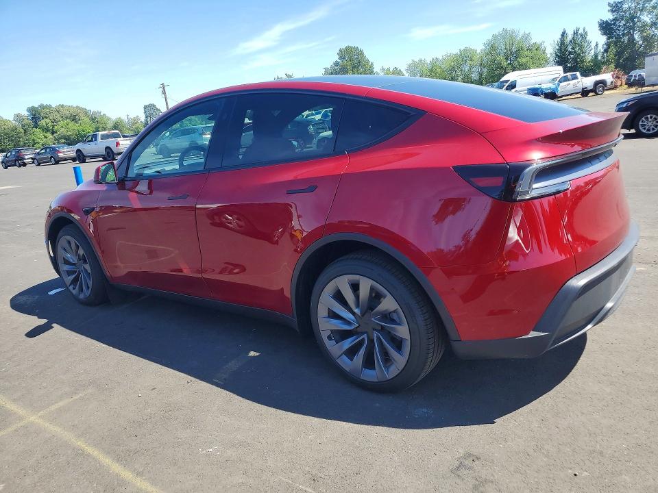 55721626 :رقم المزاد ، 7SAYGDEE3TF598927 vin ، 2026 Tesla Model Y مزاد بيع