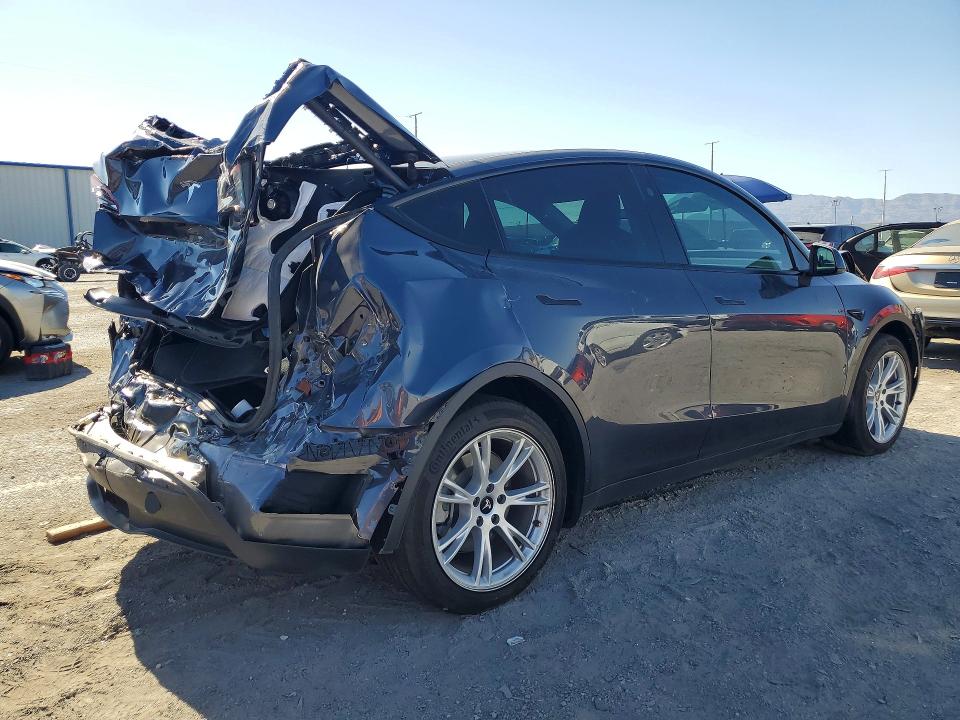 55979926 :رقم المزاد ، 7SAYGDEE1PF922754 vin ، 2023 Tesla Model Y مزاد بيع