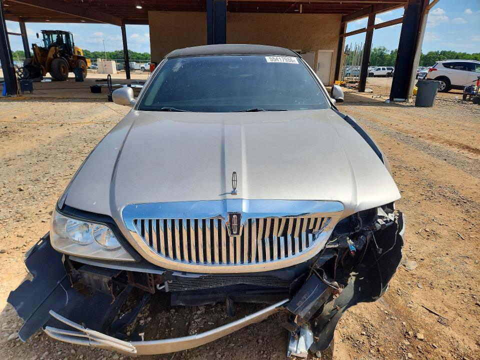 Aukcja sprzedaży 2003 Lincoln Town Car, vin: 1LNHM81W03Y640851, numer aukcji: 55417986