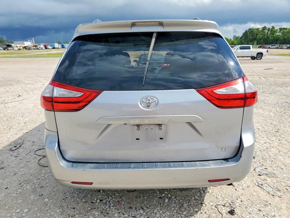 56442076 :رقم المزاد ، 5TDKZ3DC3HS800403 vin ، 2017 Toyota Sienna مزاد بيع