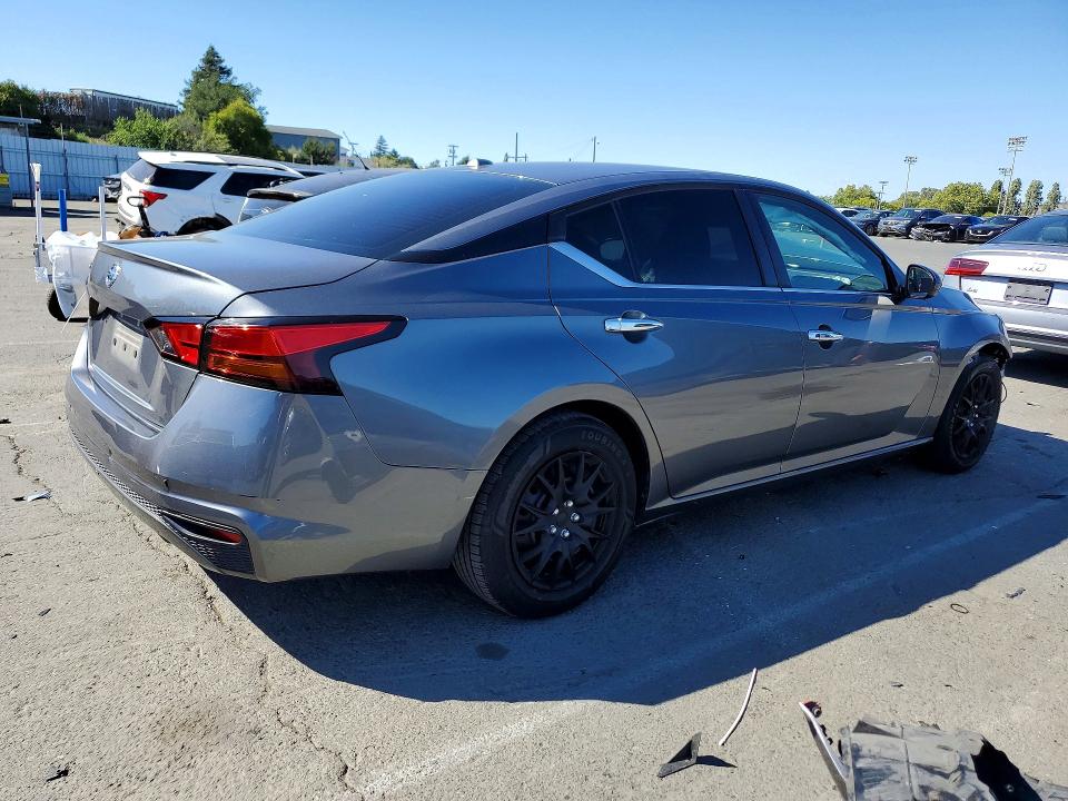 Продажа на аукционе авто 2020 Nissan Altima, vin: 1N4BL4BV4LC233596, номер лота: 56707316