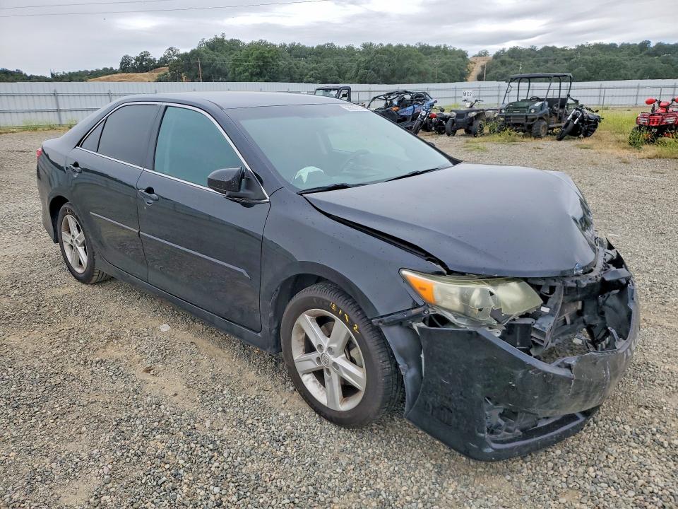 56637576 :رقم المزاد ، 4T1BF1FK3DU293327 vin ، 2013 Toyota Camry مزاد بيع
