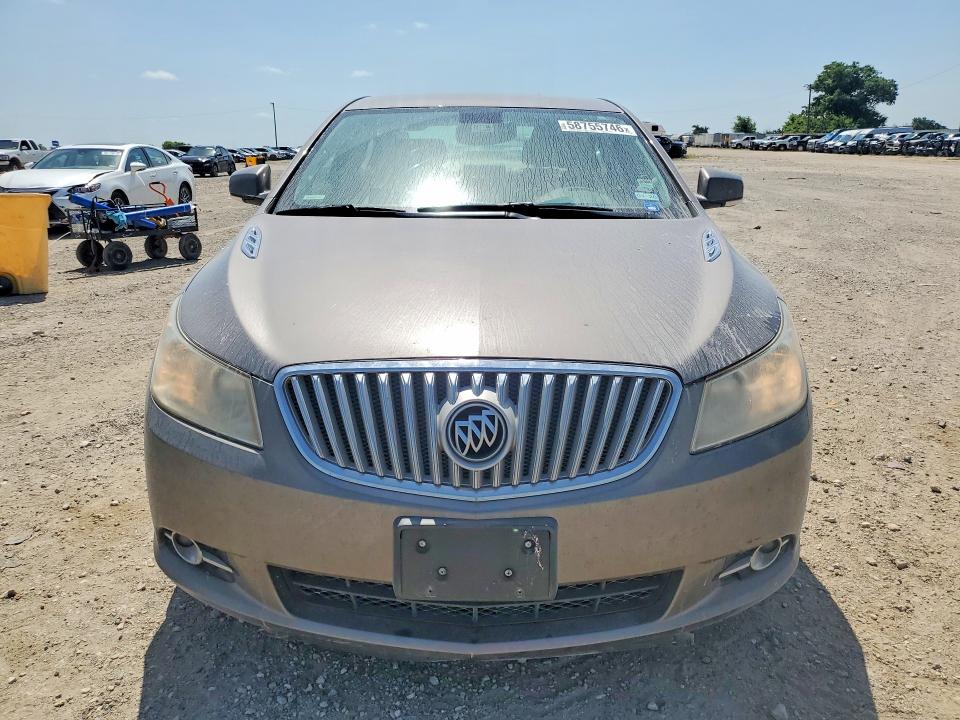 58755746 :رقم المزاد ، 1G4GC5EG2AF115105 vin ، 2010 Buick Lacrosse مزاد بيع