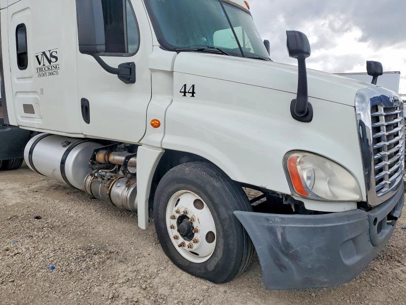 Продаж на аукціоні авто 2016 Freightliner Cascadia 125, vin: 1FUJGLBGXGLHB5895, номер лоту: 57210976