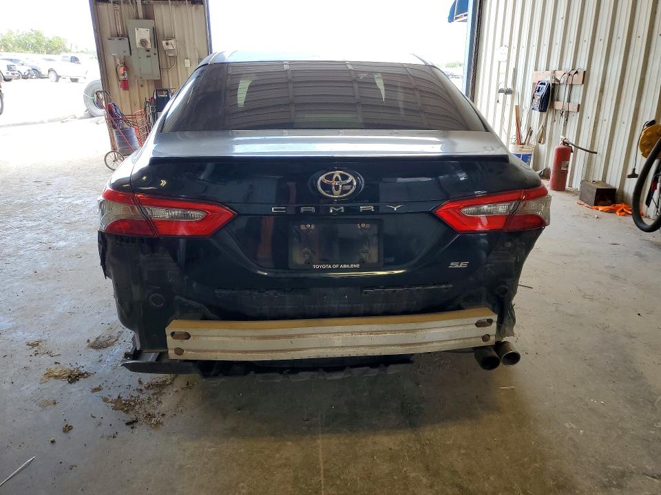 Продажа на аукционе авто 2018 Toyota Camry, vin: 4T1B11HK0JU616689, номер лота: 57347766