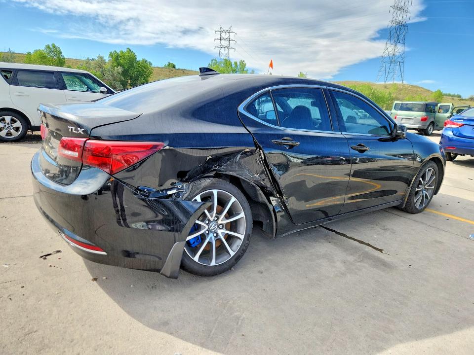 55017526 :رقم المزاد ، 19UUB2F34FA026209 vin ، 2015 Acura Tlx مزاد بيع