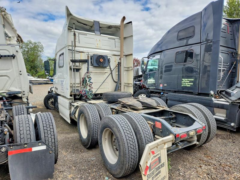 Продажа на аукционе авто 2015 Volvo Vnl, vin: 4V4NC9EH5FN911604, номер лота: 58118616