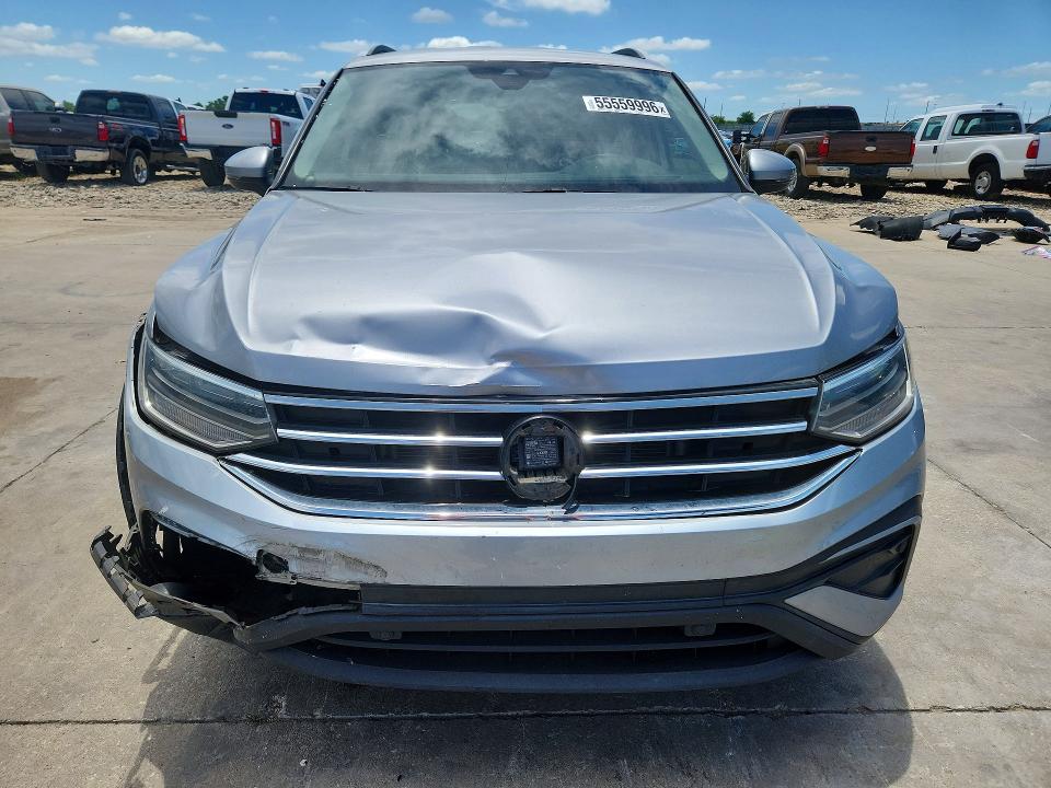55559996 :رقم المزاد ، 3VV1B7AX7NM029505 vin ، 2022 Volkswagen Tiguan مزاد بيع