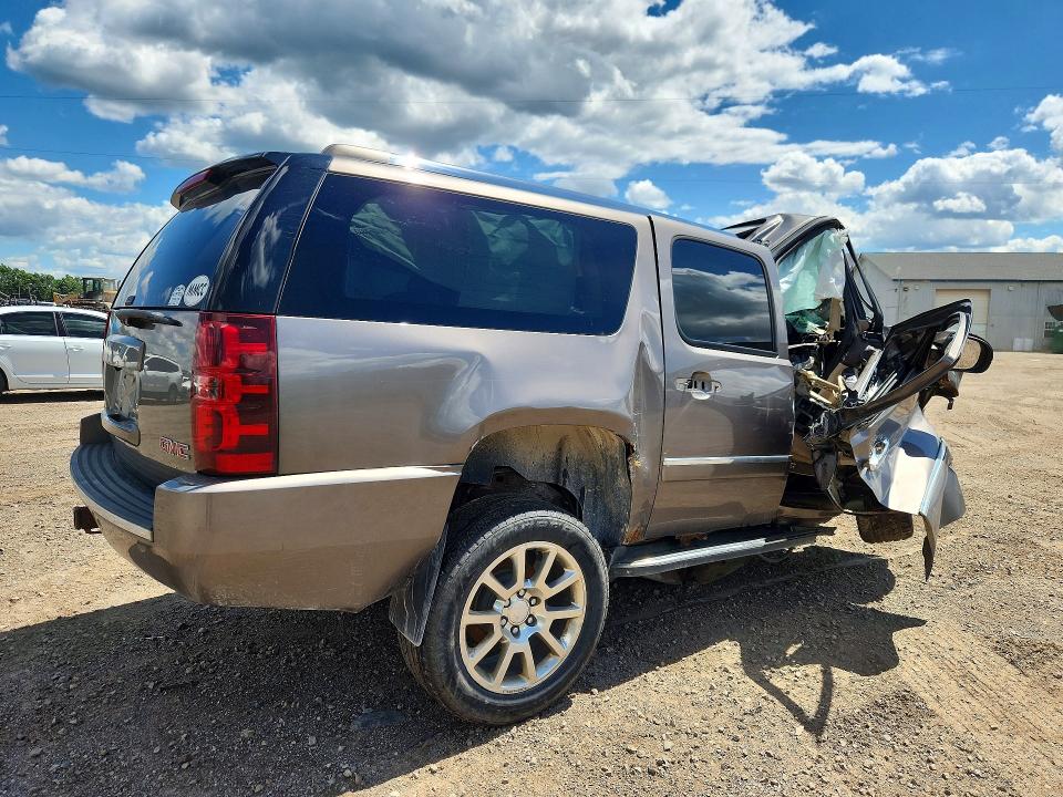 Продажа на аукционе авто 2013 Gmc Yukon Xl, vin: 1GKS2MEF5DR105548, номер лота: 57226556