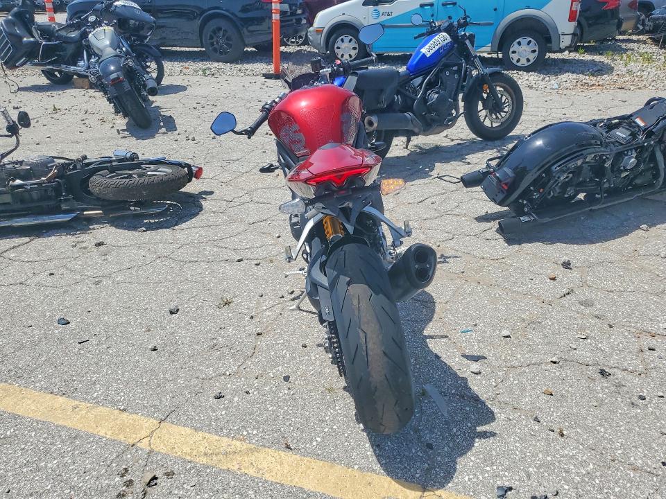 Продажа на аукционе авто 2024 Triumph Motorcycle Speed Triple, vin: SMTP01ST2RTBN9954, номер лота: 85769165