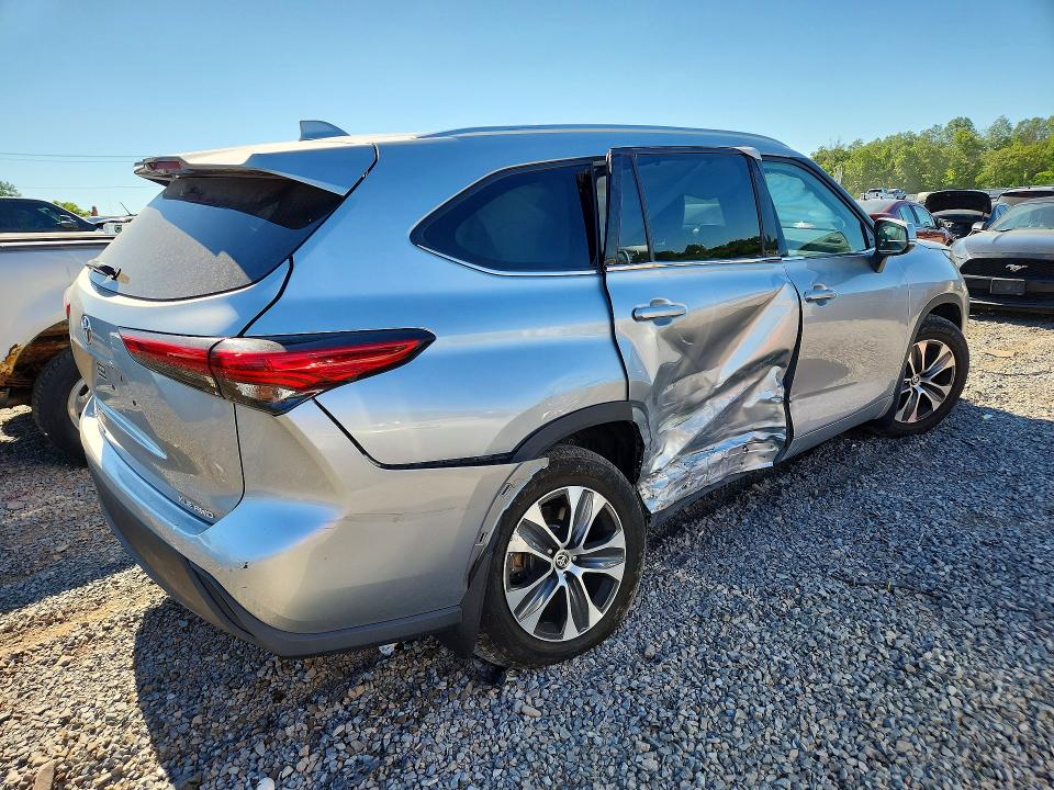 2020 Toyota Highlander მანქანა იყიდება აუქციონზე, vin: 5TDHZRBH4LS033228, აუქციონის ნომერი: 55799986