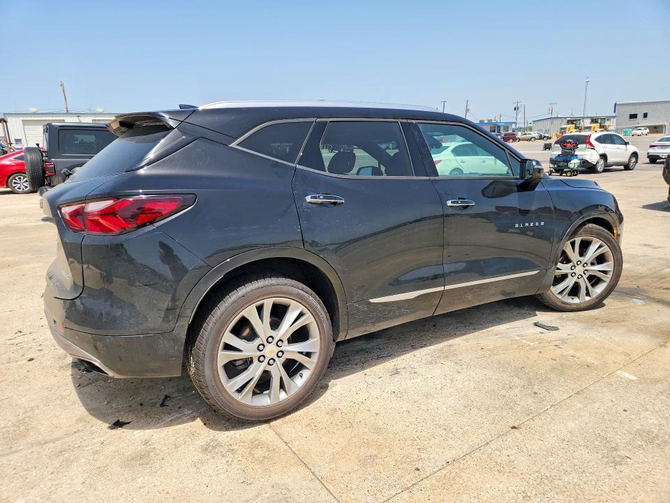 59185636 :رقم المزاد ، 3GNKBKRS6KS689533 vin ، 2019 Chevrolet Blazer مزاد بيع