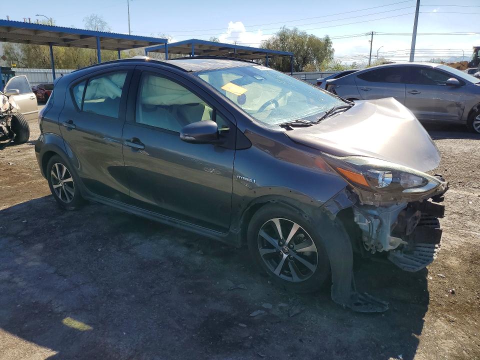 58810406 :رقم المزاد ، JTDKDTB38J1608463 vin ، 2018 Toyota Prius C مزاد بيع