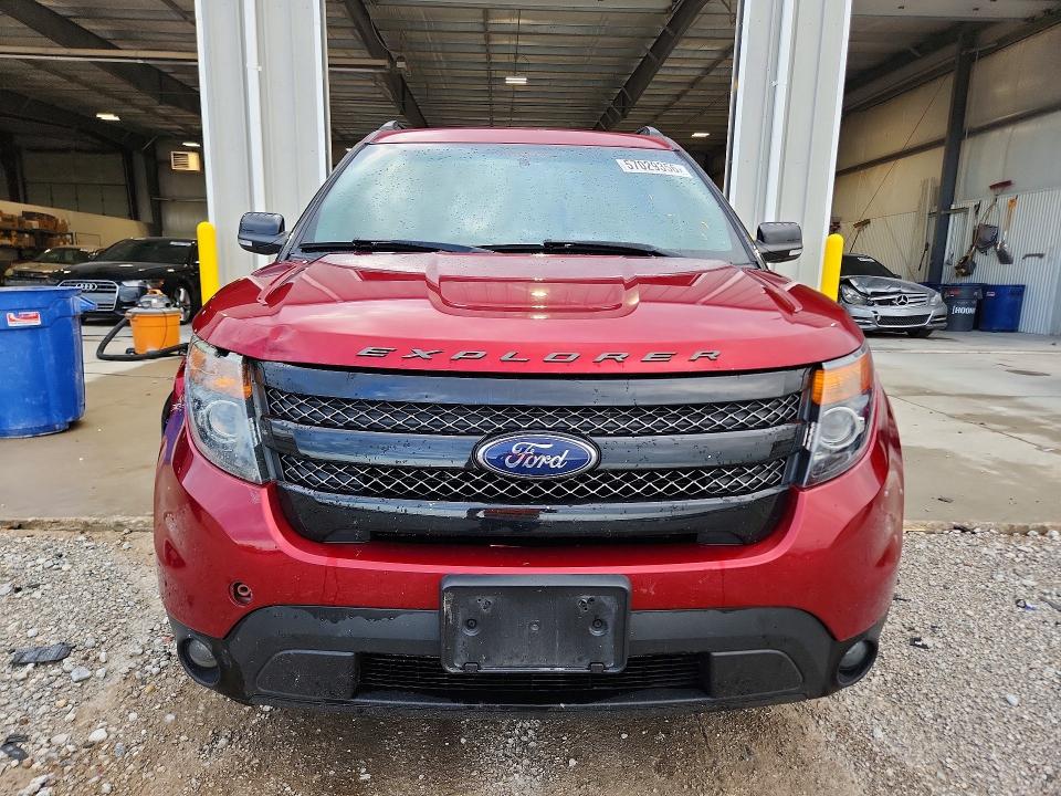 57029356 :رقم المزاد ، 1FM5K8GT2DGC10347 vin ، 2013 Ford Explorer مزاد بيع