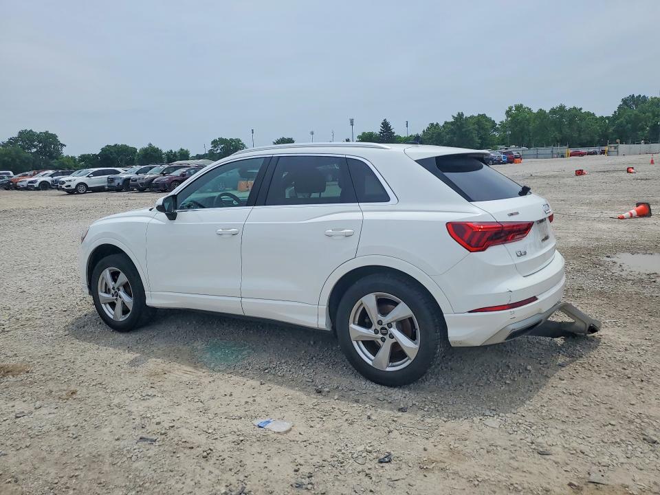 56129826 :رقم المزاد ، WA1AUCF39M1090075 vin ، 2021 Audi Q3 مزاد بيع