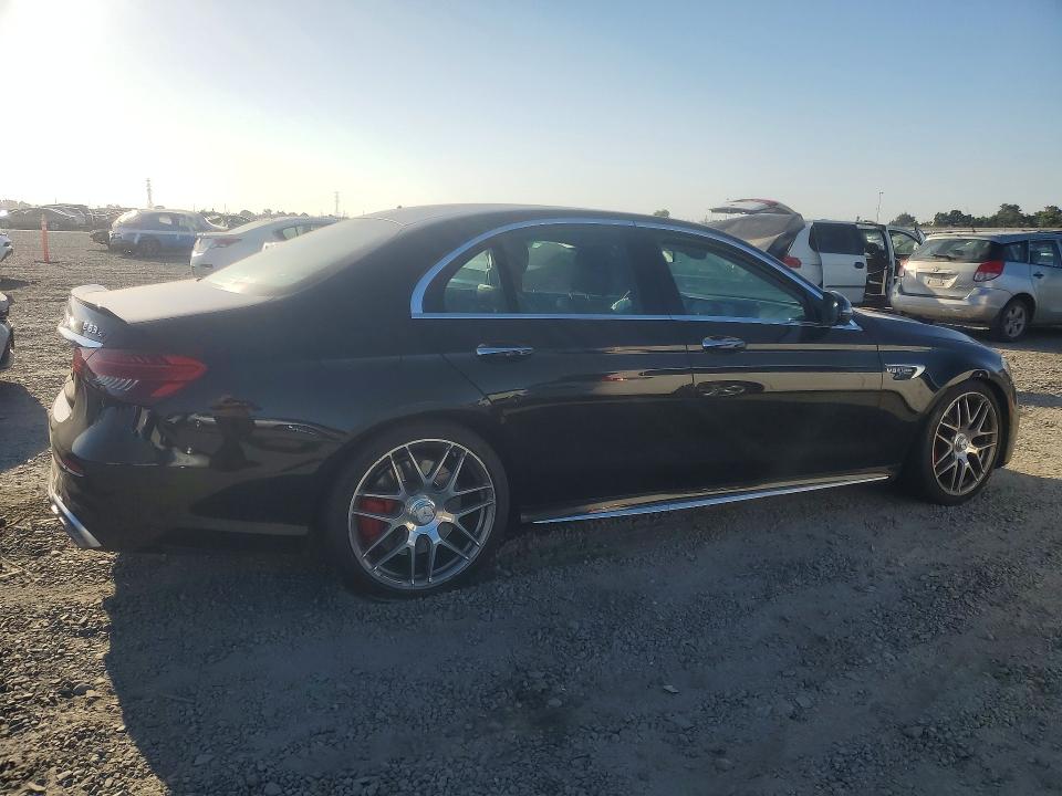 58087506 :رقم المزاد ، W1KZF8KB5MA950363 vin ، 2021 Mercedes-benz E مزاد بيع