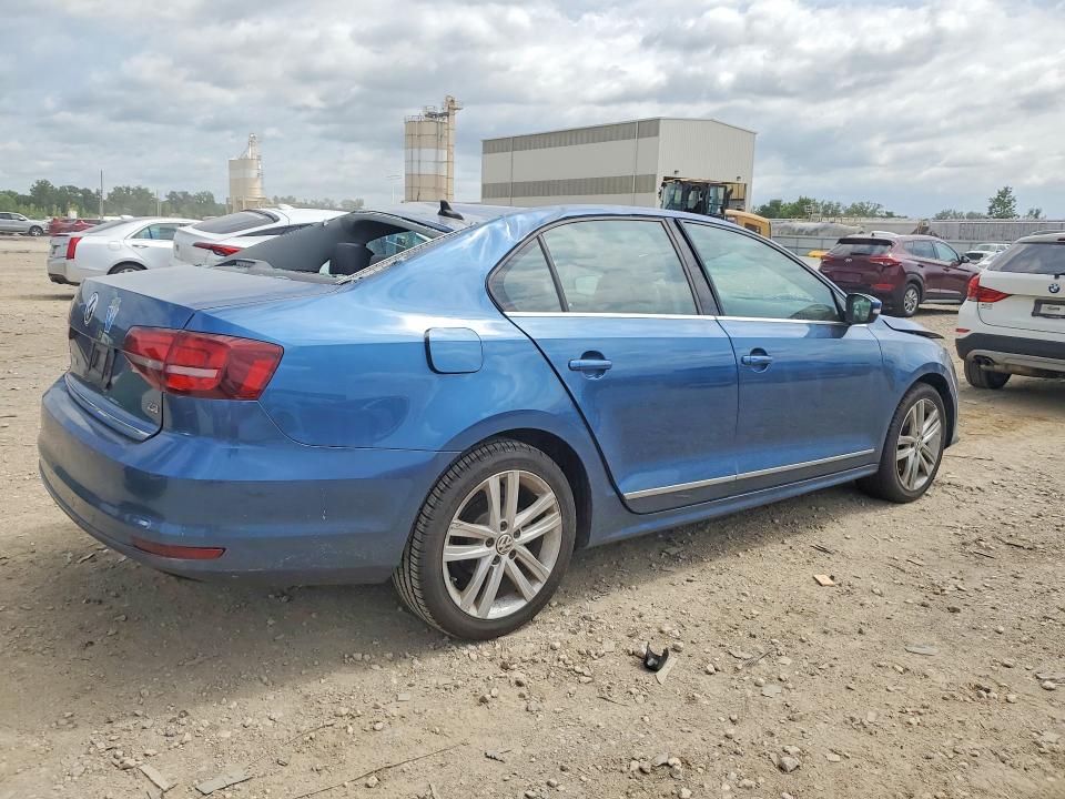 57182296 :رقم المزاد ، 3VWL17AJXHM268165 vin ، 2017 Volkswagen Jetta مزاد بيع