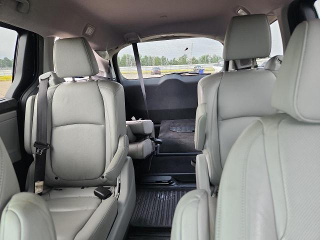 Продаж на аукціоні авто 2018 Honda Odyssey, vin: 5FNRL6H98JB055223, номер лоту: 57786026